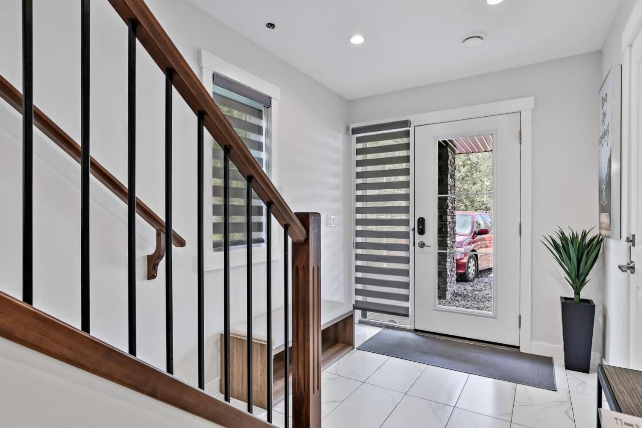 The Alpine Escape By Samsara View Downtown 4br & 3bth * Canmore